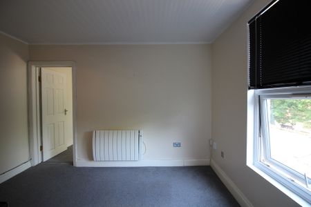 1 bedroom flat to rent West Street, Dunstable, LU6 1TA - Photo 3