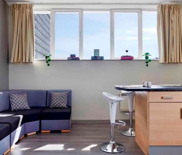 2 Bedroom Apartment - Photo 5