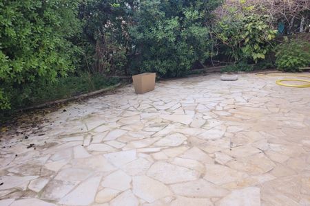 LOCATION 3P EVECHE PROCHE LIBERATION - Photo 2