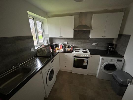 2 Bed Flat, Badby Close, M4 - Photo 1