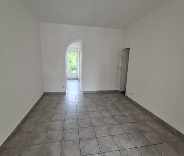 Location Appartement 2 pièces 66m² DOUAI 59500 - Photo 6