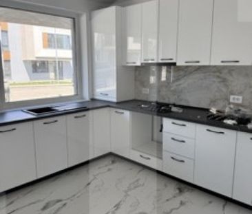 Casa individuala cu 4 camere, 118 mp, zona periferie Nord Ve - Fotografie 4