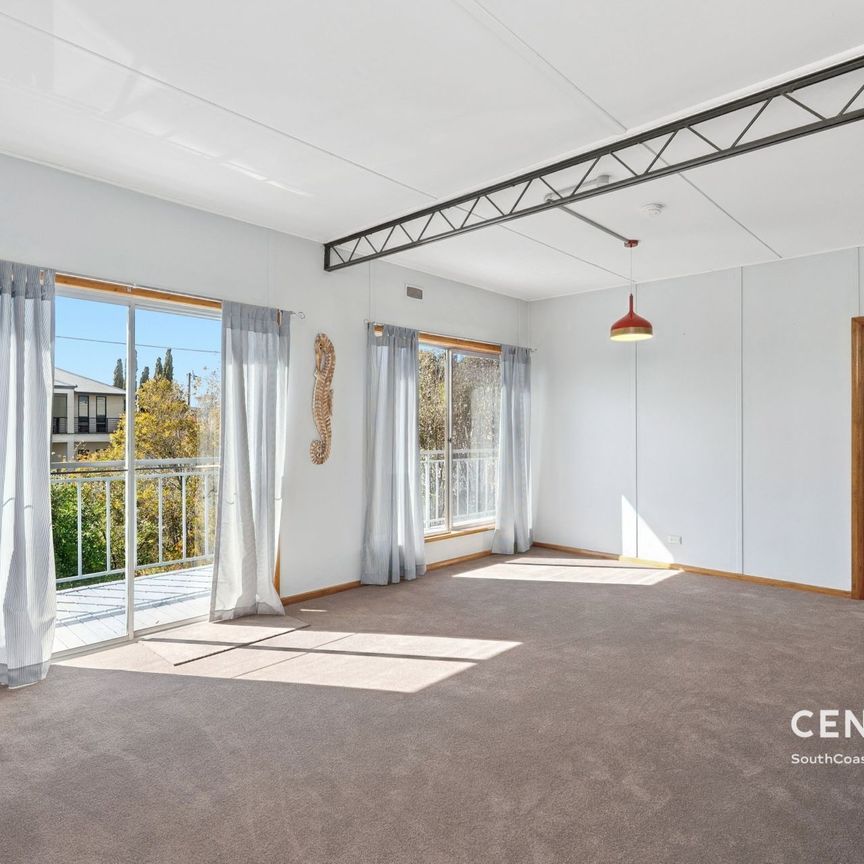 Coastal Living at Its Best – 3-Bedroom Unit Just Minutes from the Beach! - Photo 1