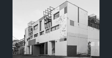 For more details and to arrange an inspection, please submit & register your details online. - Photo 2