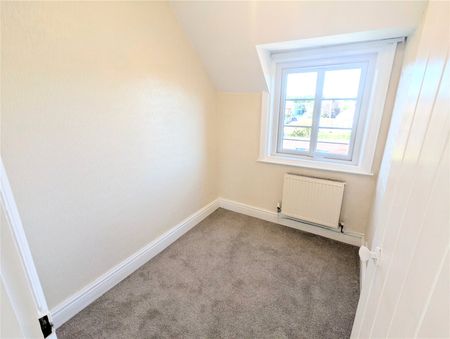 1 The Bank - Photo 2