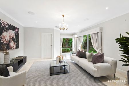 10 Oravel Street, Balwyn North VIC 3104 - House For Rent | Domain - Photo 2