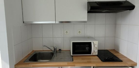 Location Appartement 2 pièces 12m² VALENCIENNES 59300 - Photo 2