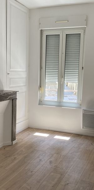 Location Appartement 2 pièces 38m² NOGENT SUR SEINE 10400 - Photo 1