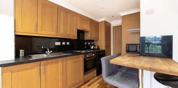 1 bedroom apartment to rent - Photo 2