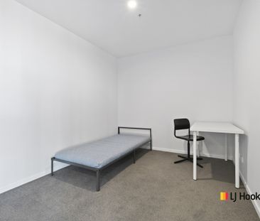 1 bedroom apartment with big study and great view - Photo 4