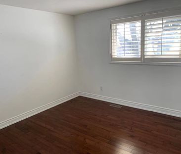 For Lease - 157 Orchard Heights Boulevard, Aurora, Ontario - Photo 6