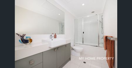Fantastic renovated two bedroom unit in the heart of Fortitude Velley - Photo 5