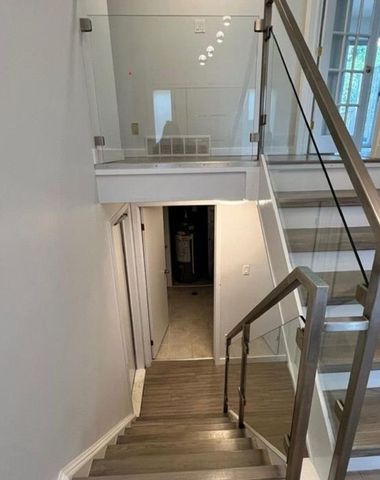 For Lease - 213 Northlake Drive, Waterloo, Ontario - Photo 5