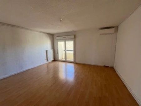 Location appartement 4 pièces - 80m² à Bollene (84500) - Photo 3