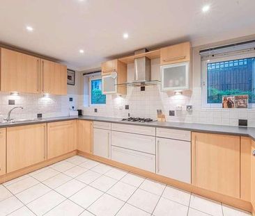 Creswell Drive, Park Langley, BR3 - Photo 5