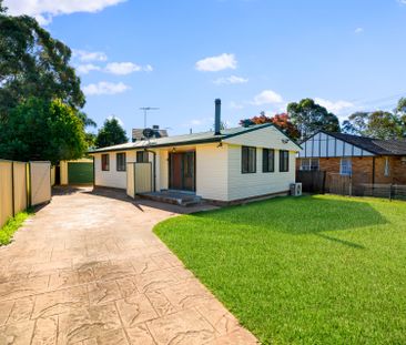 UPDATED FOUR BEDROOM HOME! - Photo 5