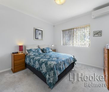 Two Bedroom Villa with Lock Up Garage in Prime Location! - Photo 6