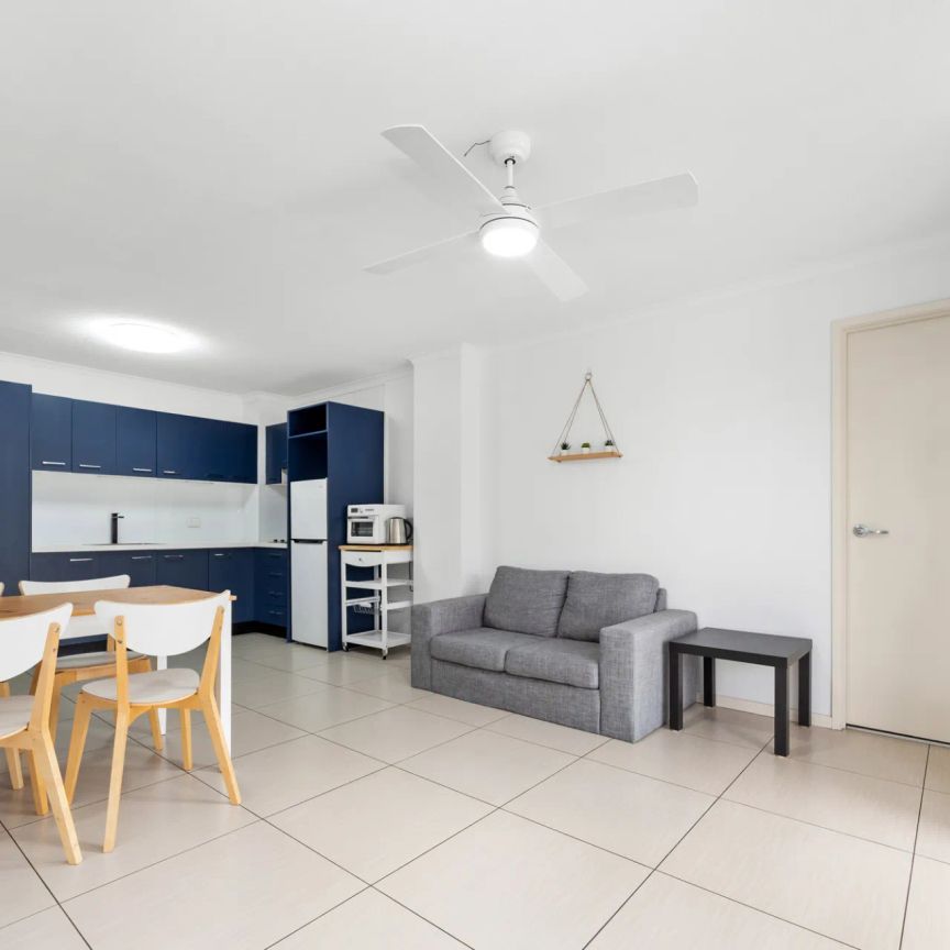 Fully Furnished Apartment with City & River Views - Photo 1