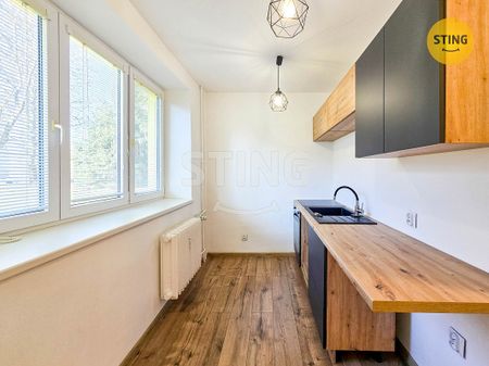Pronájem bytu 1+1 36 m² - Fotografie 2