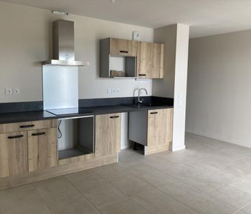 Location Appartement 3 pièces 68m² MERIGNAC 33700 - Photo 2