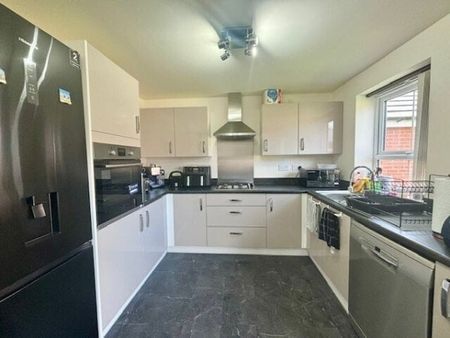 Mansfield Court, Fulwood - Photo 3