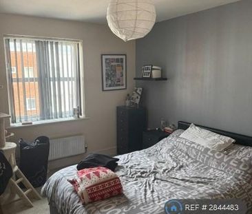 2 bedroom flat to rent - Photo 4
