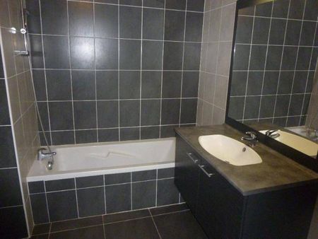 Location appartement récent 1 pièce 29.9 m² à Montpellier (34000) - Photo 3