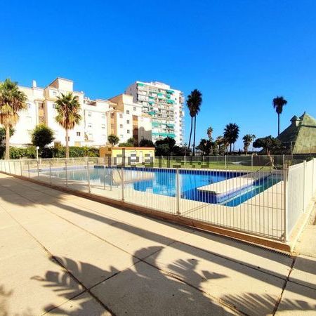 Alquiler de estudio en Avenida Manuel Mena Palma - Photo 1