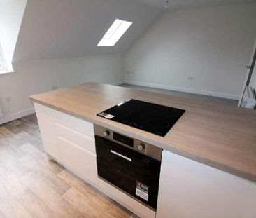 The Old Mitre, Bursnips Rd, Essington, WV11 - Photo 5