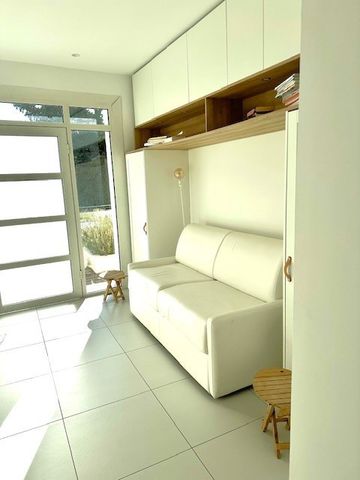 Location Appartement 4 pièces 112m² CASSIS 13260 - Photo 2