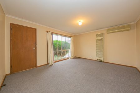 Neat 2-bedroom Unit available for rent **Available 20/11/2025 - Photo 3