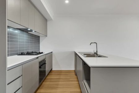 “For Rent - $500 Per week!” - Photo 2