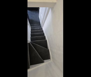 1 Bed Terraced House, Aviary Mount, LS12 - Photo 3