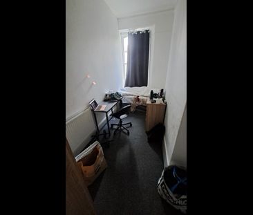 Room in a Shared House, Chesterfield Road, BS6 - Photo 3