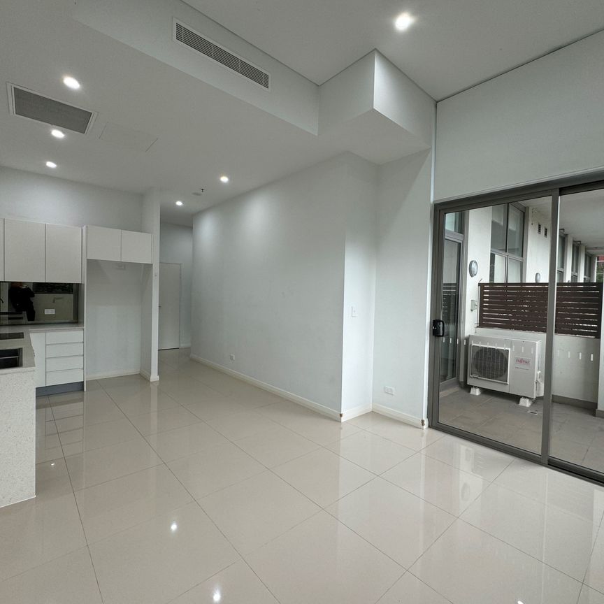 G06/12 East Street Granville - Photo 1