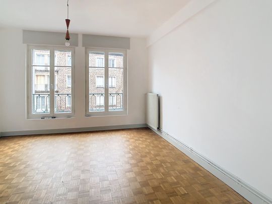 Location Appartement 4 pièces 91m² COUTANCES 50200 - Photo 1