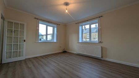 3 bedroom detached house to rent - Photo 2