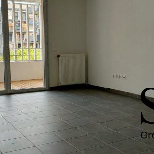 T3 AVEC TERRASSE ET PARKING - Photo 3