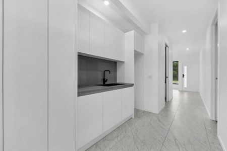 13A Melaleuca Drive, Hoppers Crossing VIC, Belconnen - Photo 2