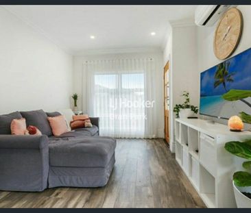 TWO BEDROOM GRANNY FLAT- Water usage, Internet and garden maintenan... - Photo 4