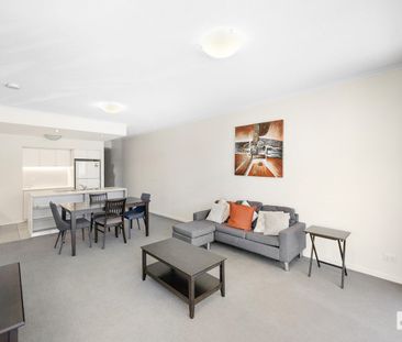 MODERN 2 BEDROOM 2 BATHROOM FURNISHED APARTMENT IN THE HEART OF GLA... - Photo 1