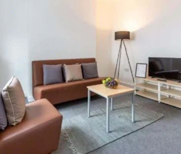 Room in a 3 Bed Apartment - Photo 3