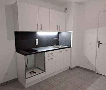 Location Appartement 1 pièce 32m² THONON LES BAINS 74200 - Photo 3