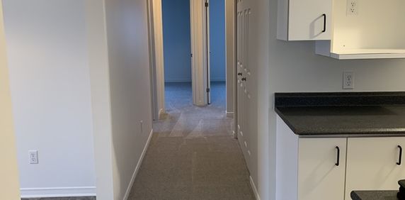 Superbe 5 1/2 à Louer - Photo 2