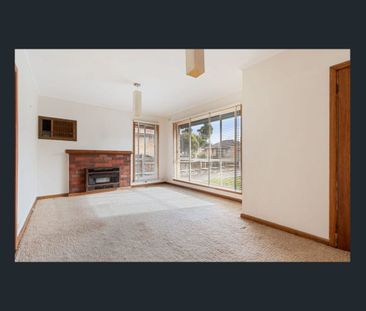 6 Keilor Avenue, Reservoir, Vic 3073 - Photo 2