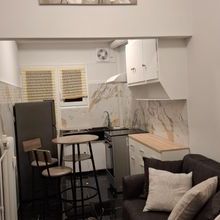 Studio/Γκαρσονιέρα για ενοικίαση - Γαλάτσι, - Φωτογραφία 1