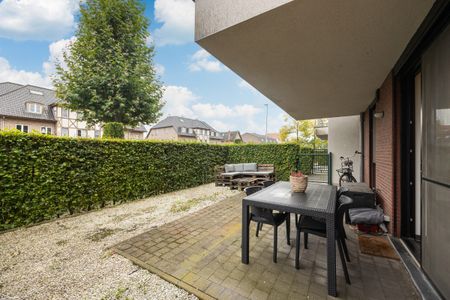 Gelijkvloers appartement (66m²) met tuintje en parking - Photo 3