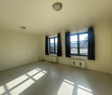 Appartement te huur - Foto 1