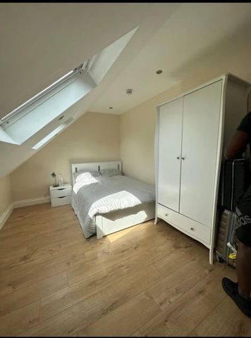 Studio Flat, Sibthorpe Room, SE12 - Photo 4