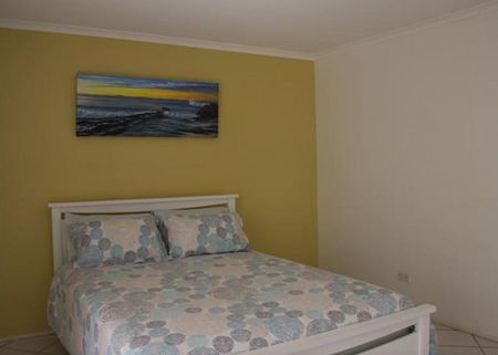 30 Waitomo Street, Broadbeach Waters - Photo 3